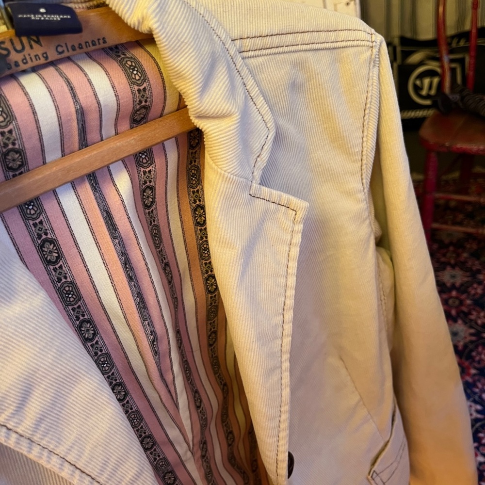 Jacket - Picture 11 of 12